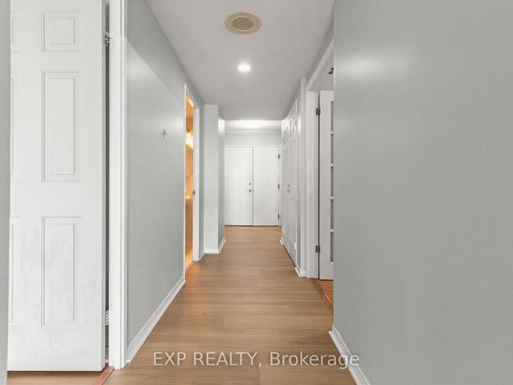 Property Photo: 131 Beecroft Road 1902 ON M2N 6G9