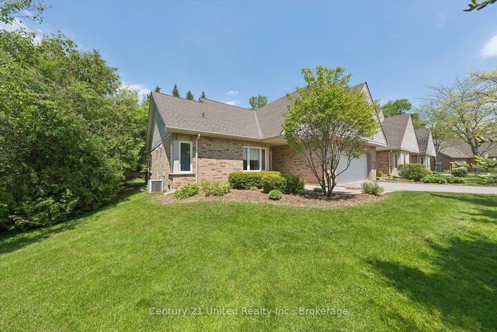 Property Photo: 1850 Cherryhill Road 11 ON K9K 2E3