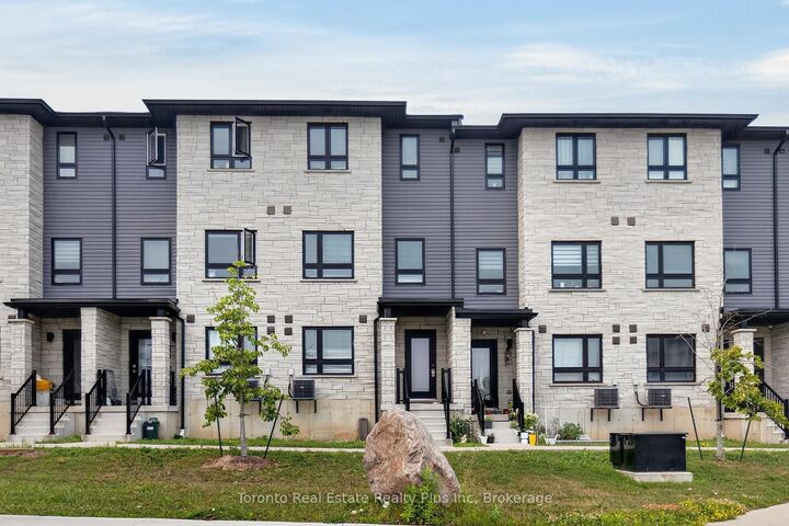 Property Photo: 51 Sparrow Avenue 10 ON N1T 2E2