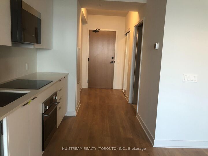 Property Photo:  2920 Highway 7 Road W 3809  ON L4K 0P4 