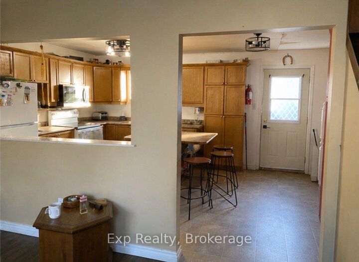 Property Photo: 1 Caroline Street C ON K9V 1T2