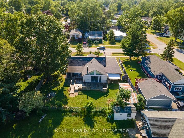 Property Photo: 342 Helen Street ON L0S 1B0