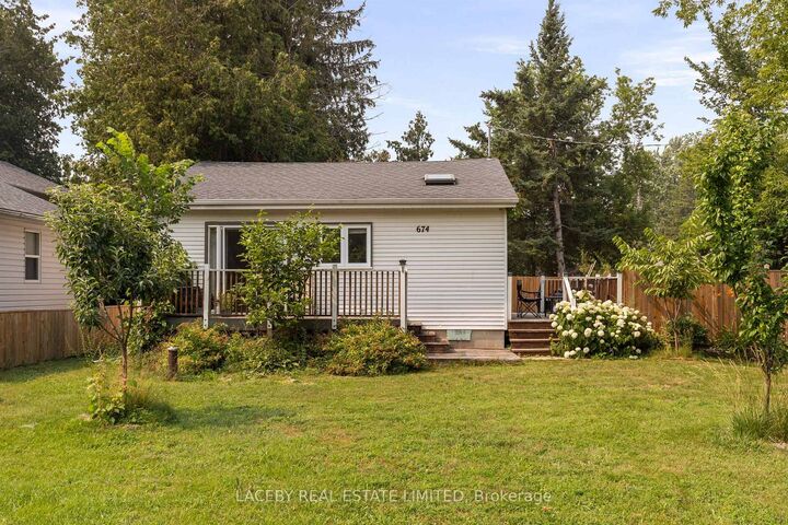 Property Photo: 674 Chestnut Street ON L9S 2H7