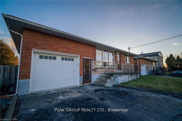 Property Photo:  248 Bertie Street Lower  ON L2A 1Z6 