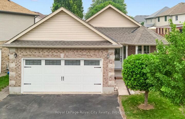 Photo de la propriété: 3 Marigold Drive ON N1C 1G7