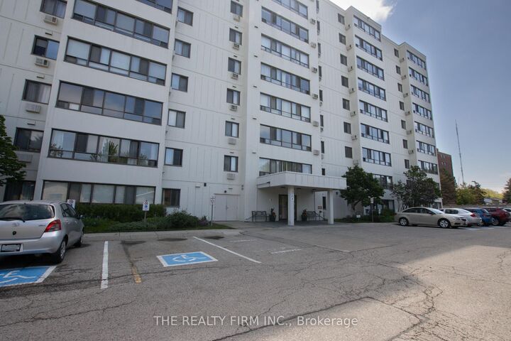 135 Baseline Road W 403 — photo 1