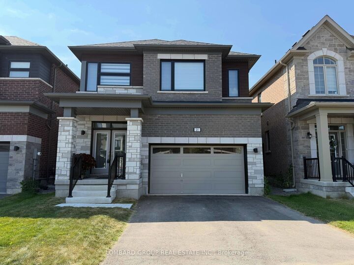 21 Stanley Leitch Drive — photo 1