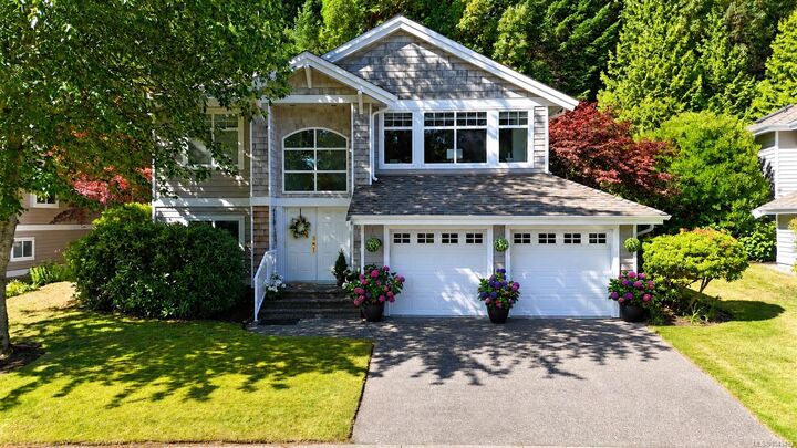 1266 Saturna Dr — photo 1