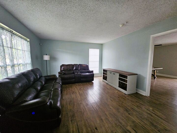 Property Photo: 3303 Lake Charles Avenue TX 76543