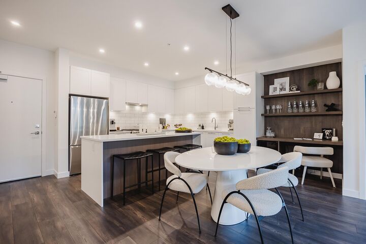 Property Photo: 32174 George Ferguson Way 316 BC V2T 0L3