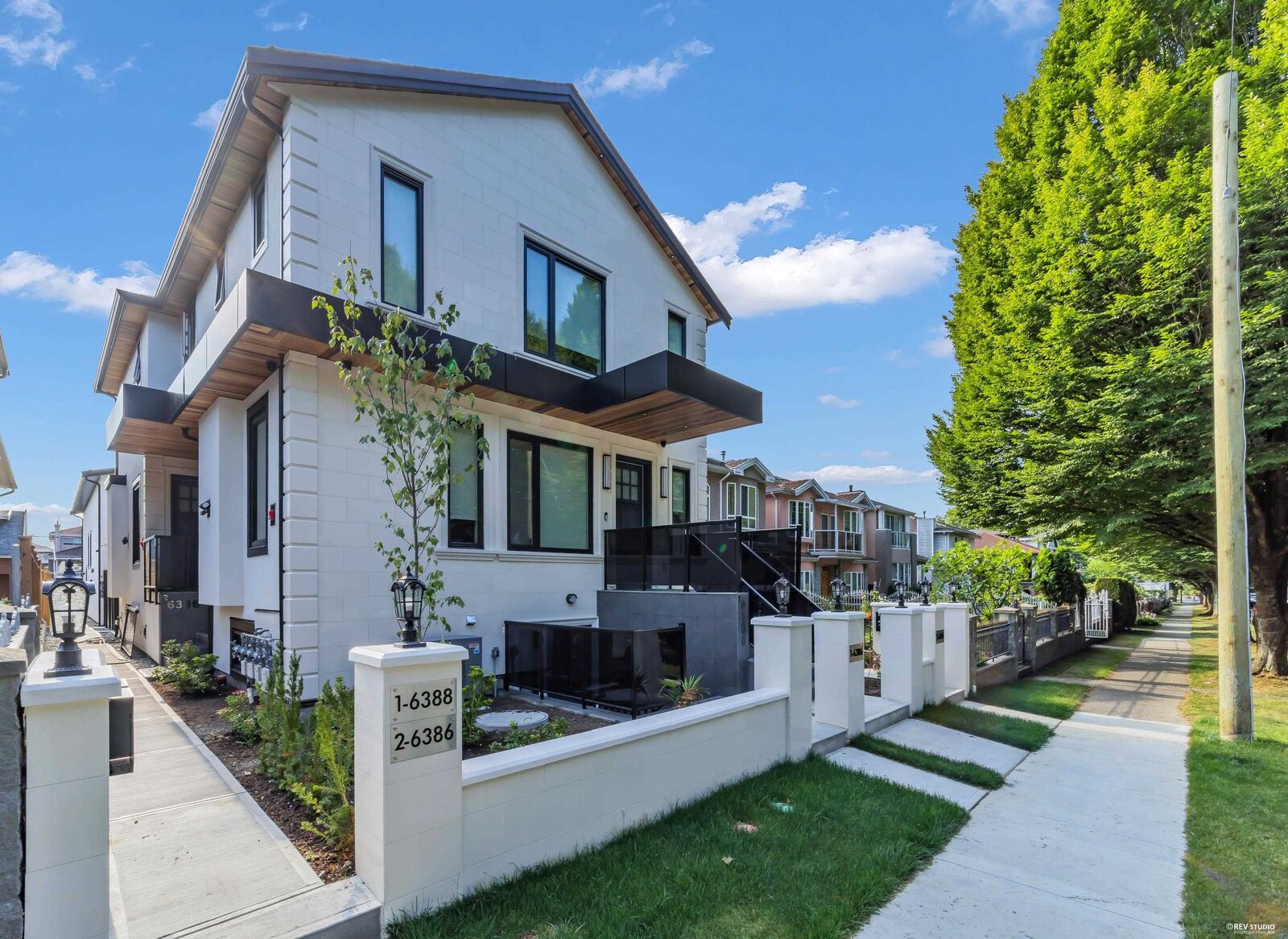 Property Photo: 6388 Argyle Street 1 BC V5P 3K3