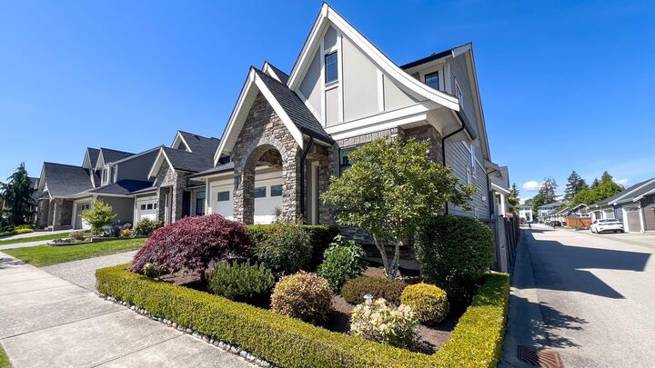 Property Photo: 16787 22 Avenue BC V3Z 0M3