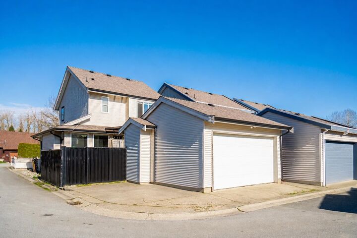 Property Photo: 19914 73A Avenue BC V2Y 3J3