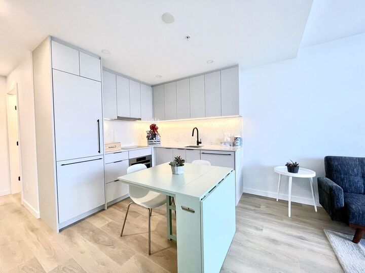 13685 102 Avenue 2501 — photo 1
