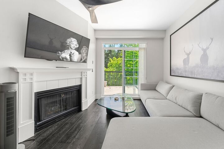 Property Photo: 5605 Hampton Place 404 BC V6T 2H2
