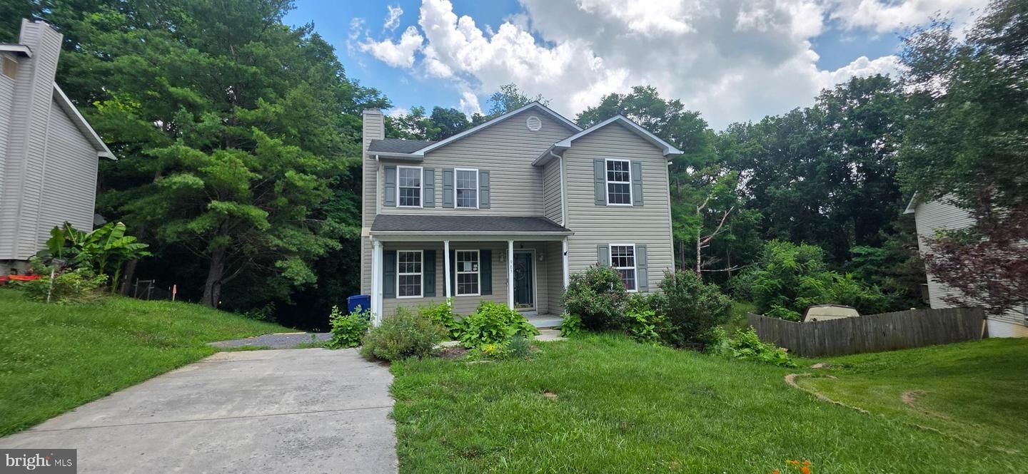 Property Photo:  983 Meadow Court  VA 22630 