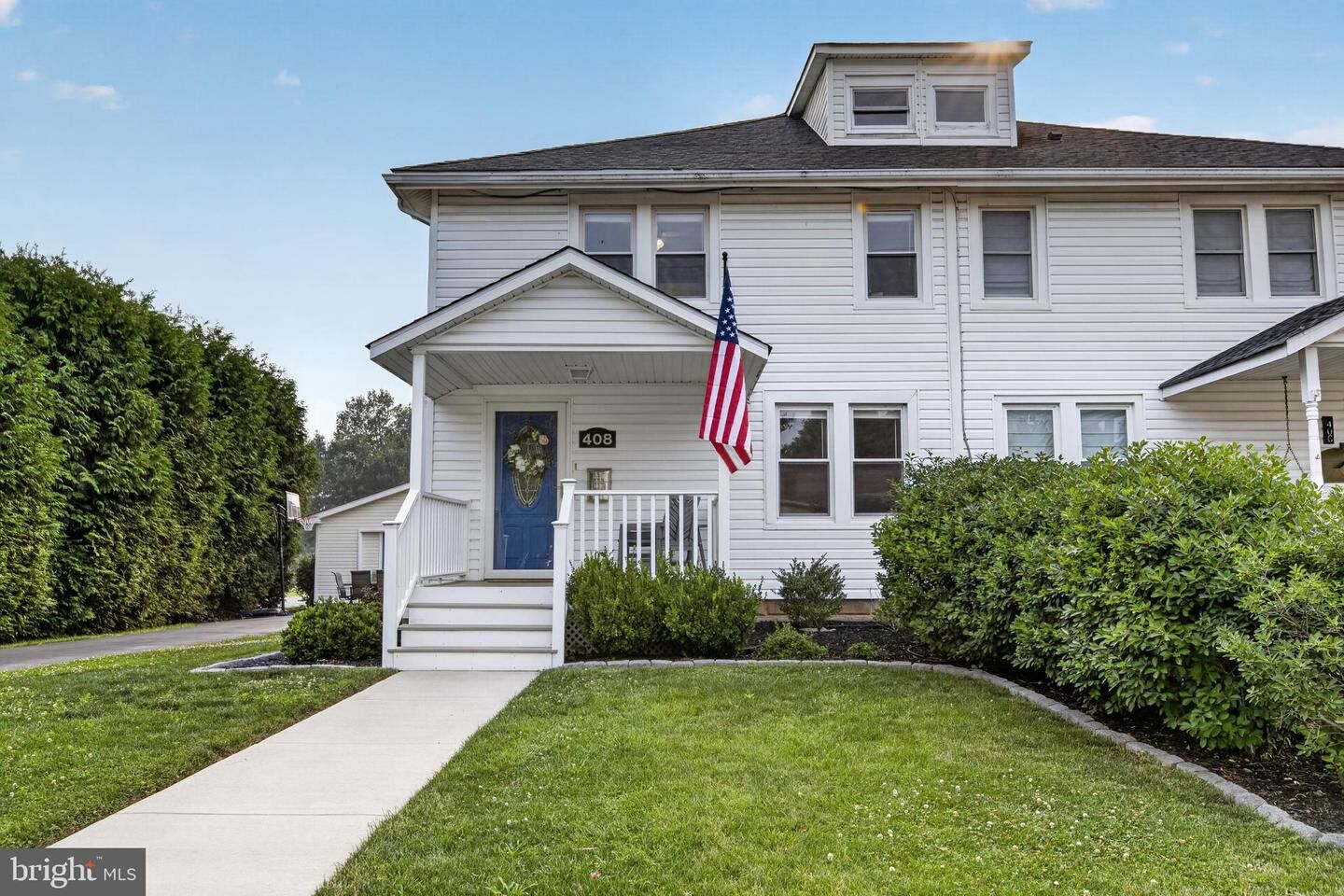 Property Photo: 408 S Cass Street DE 19709