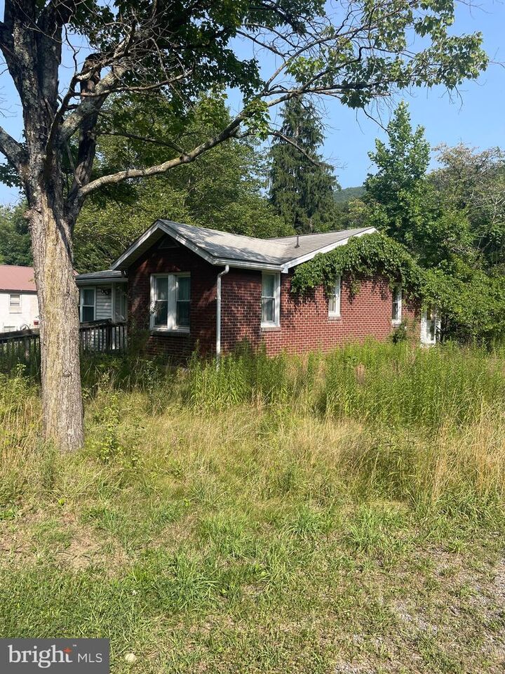 Property Photo:  1147 Braddock Road  MD 21502 