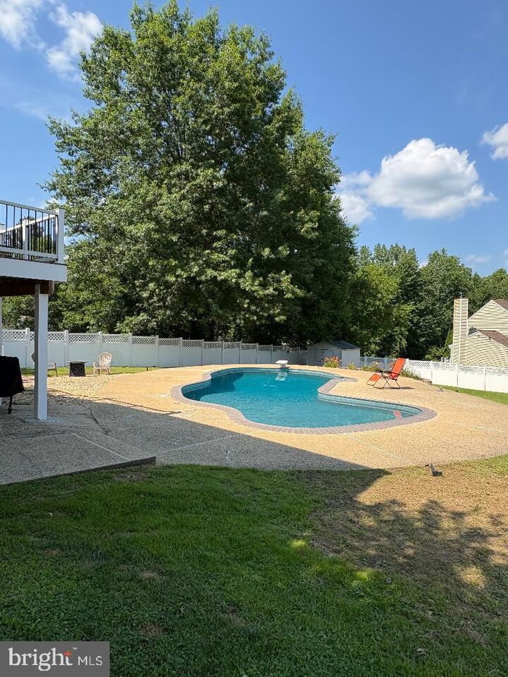 Property Photo: 1407 Valley Forge Way MD 21009