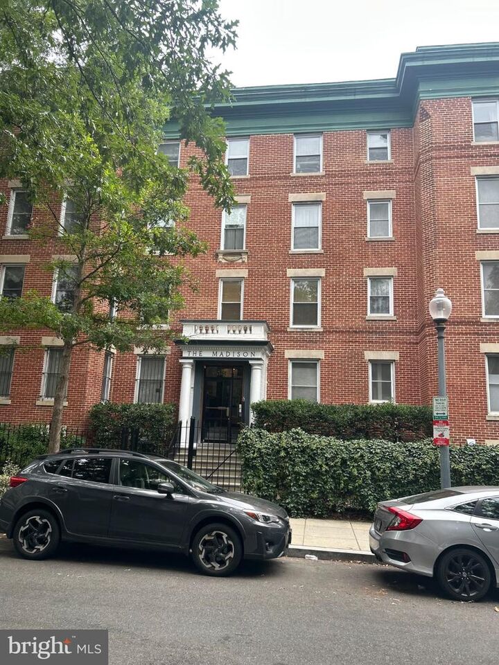 Property Photo: 52 Quincy Place NW 402 DC 20001