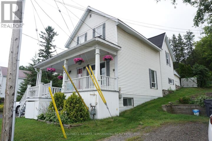 Property Photo: 444 Lakeshore Road North ON P0J 1P0
