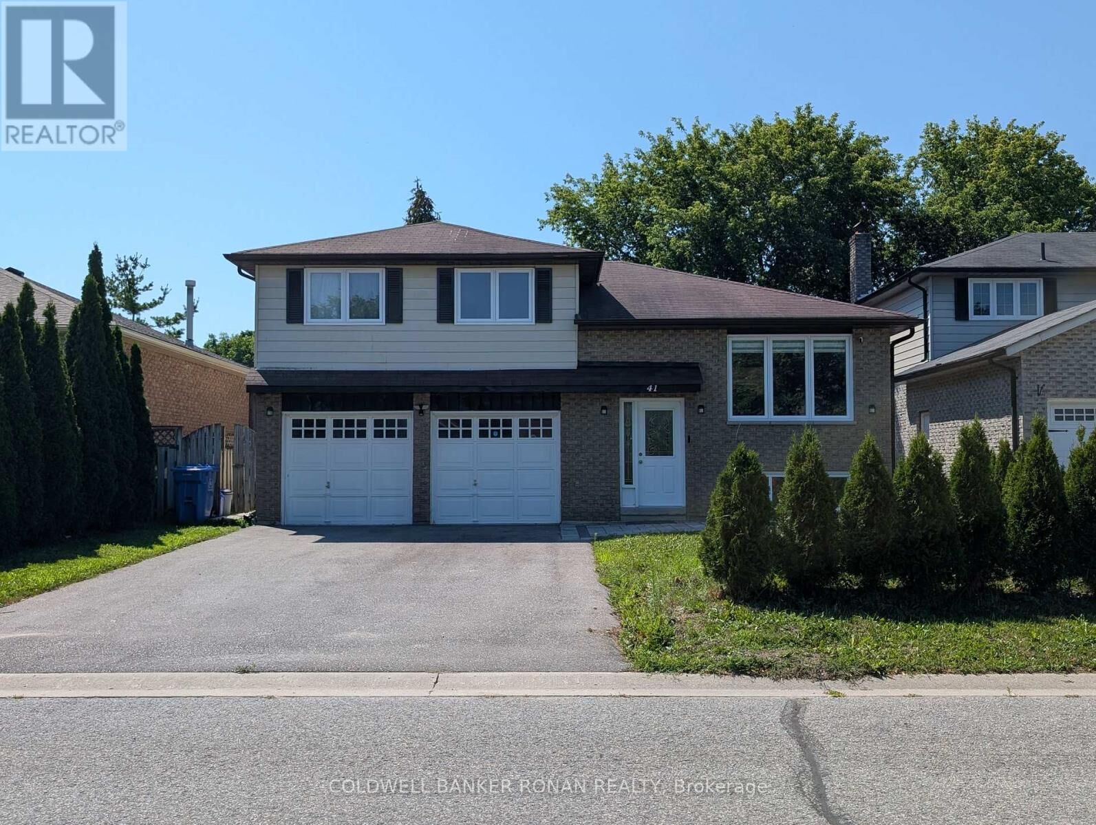 Property Photo: 41 Camrose Drive ON L4P 3L6
