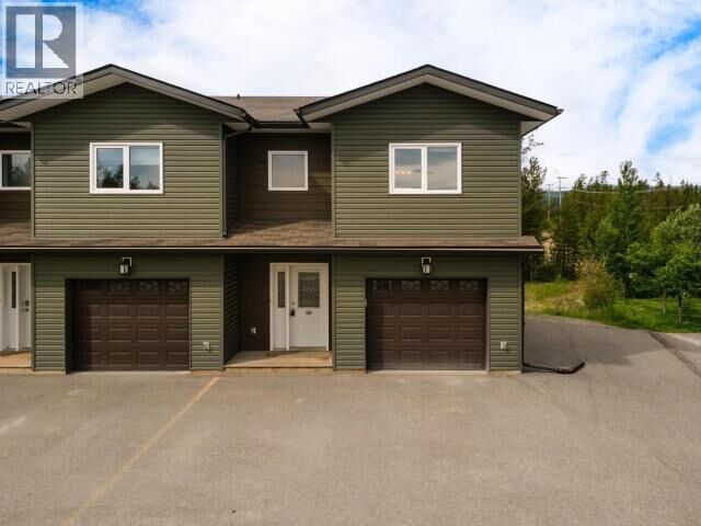 Property Photo: 4-15 Goldeneye Place YT Y1A 0J7