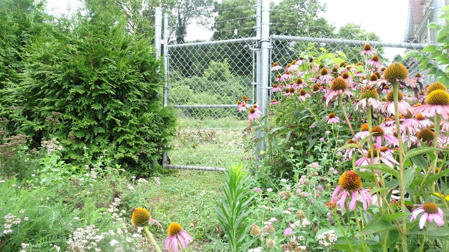 Property Photo:  3587 Alaska Avenue  OH 45229 