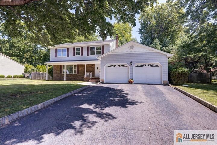 Property Photo:  32 Ellmyer Road  NJ 08820 