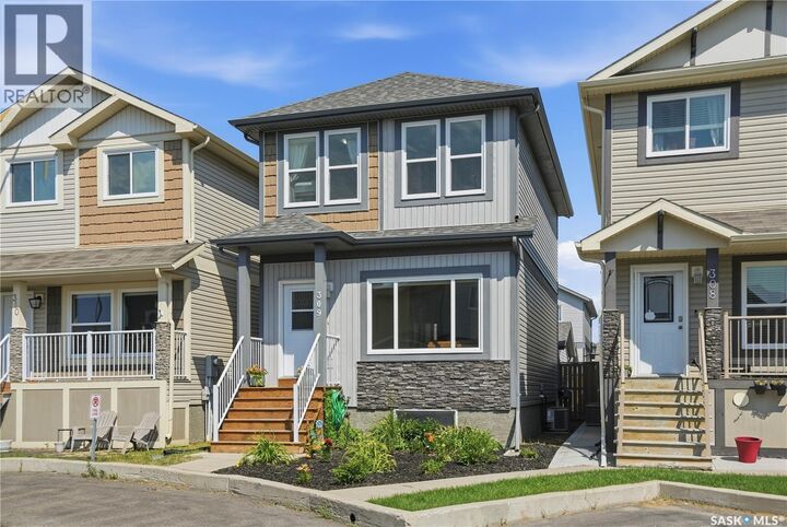 Property Photo:  309 810 Hampton Circle  SK S7R 0K1 