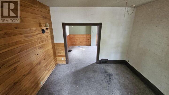 Property Photo:  161 Amelia St E  ON P7E 3Z5 