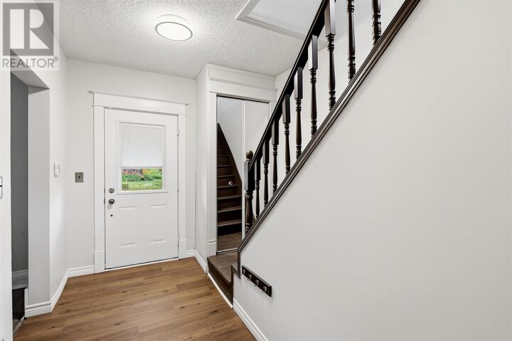 Property Photo: 393 Bush St ON P6C 3H2