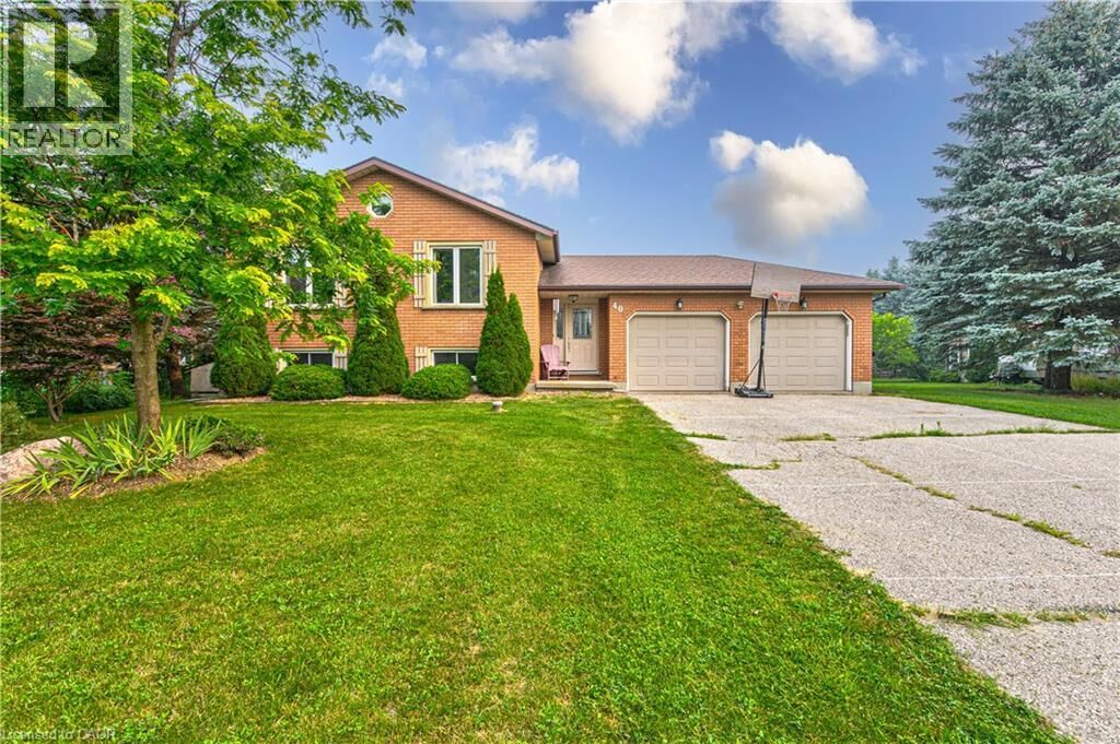 Property Photo: 40 Peter Street ON N0E 1R0