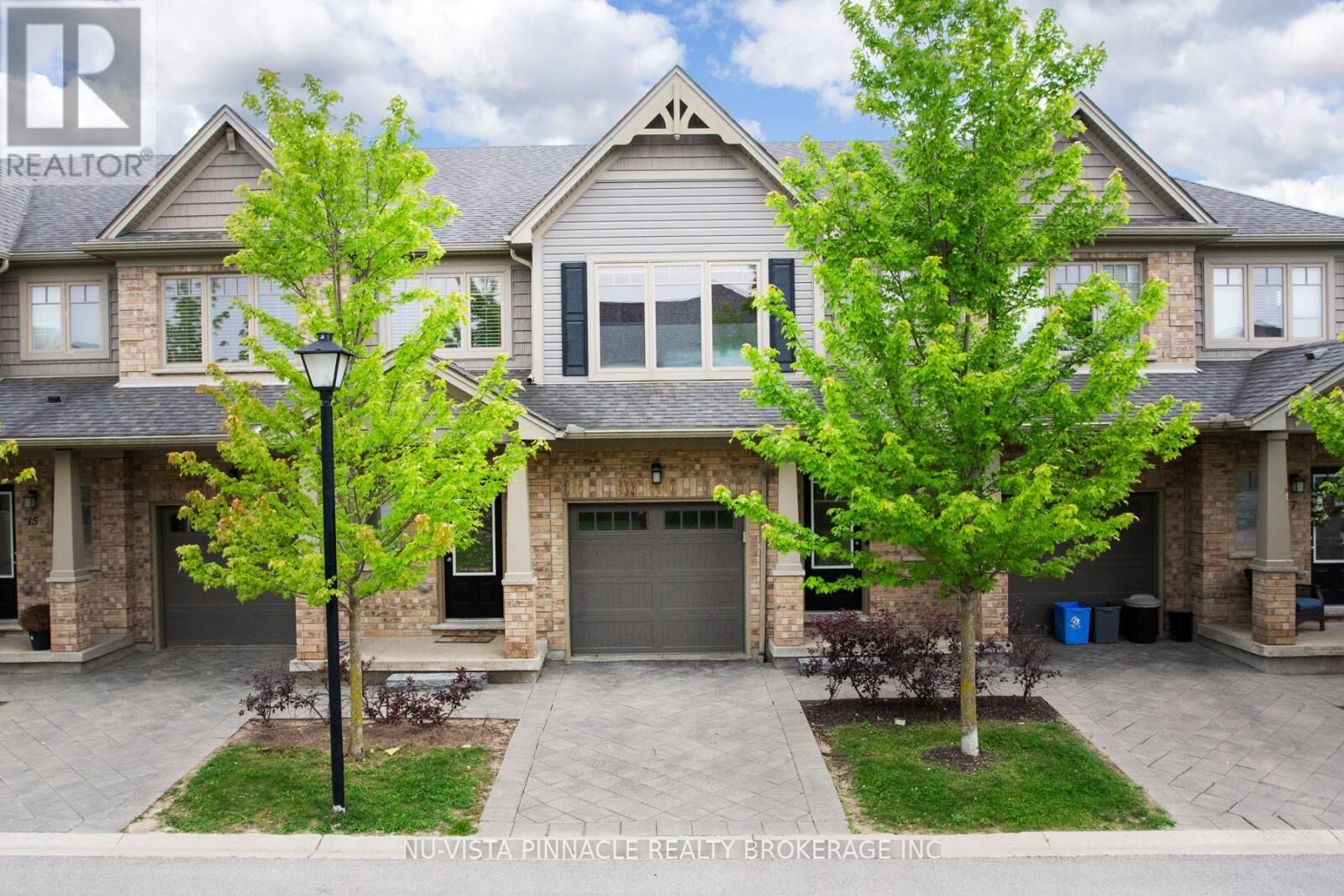 Property Photo:  1924 Cedarhollow Boulevard 11  ON N5X 0K3 