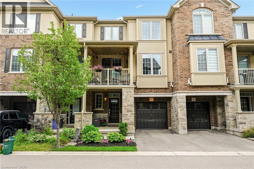 Property Photo:  392 Cranbrook Common  ON L6H 0P9 