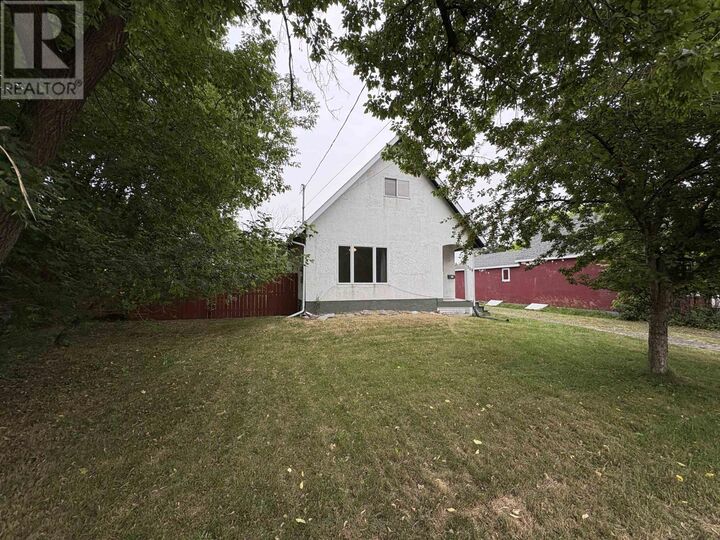 Property Photo: 308 Third St W ON P9A 3A7