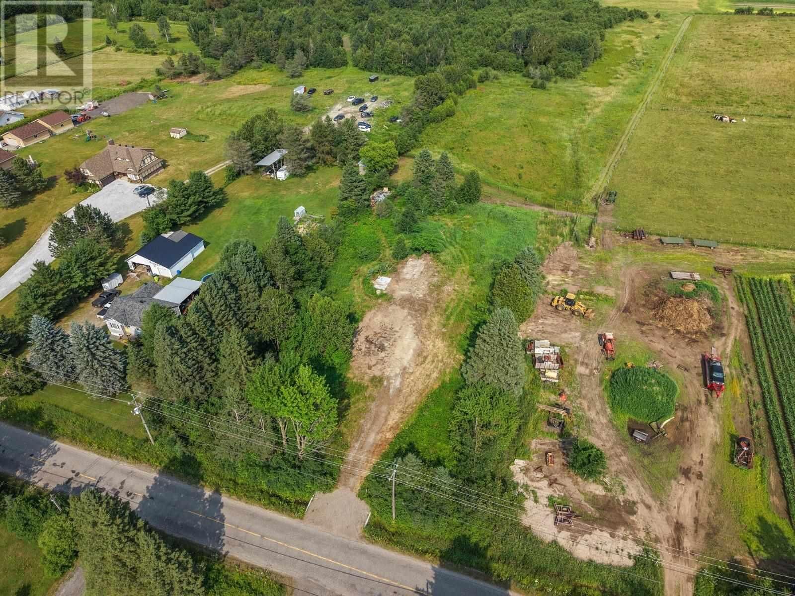 Property Photo:  1022 Carpin Beach Rd  ON P6A 6K4 