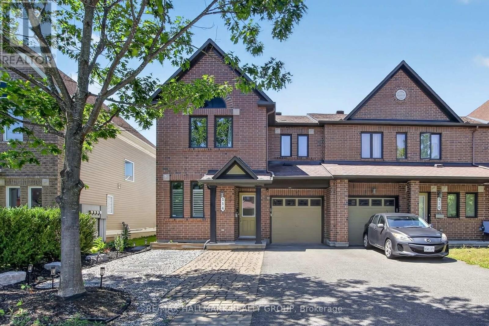 Property Photo:  114 Dunforest Terrace  ON K2J 3V1 