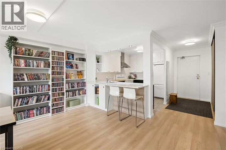 Property Photo: 18 Holborn Court 506 ON N2A 4A1