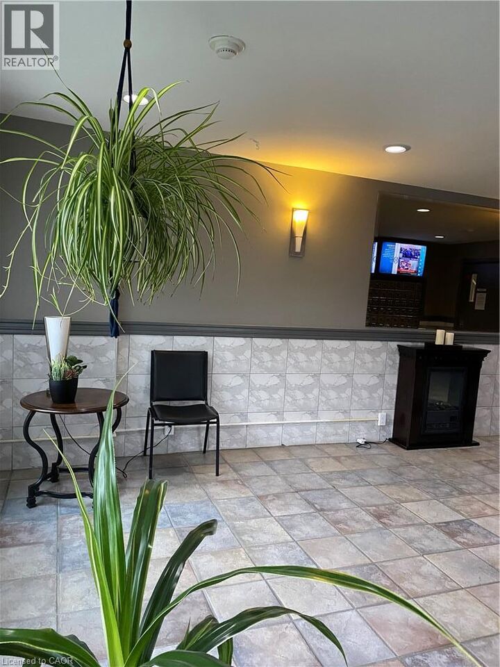 Property Photo: 65 Highland Crescent 201 ON N2M 5M8