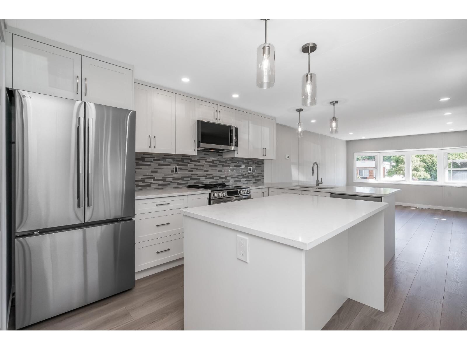 Property Photo: 1840 160 Street 222 BC V4A 4X4