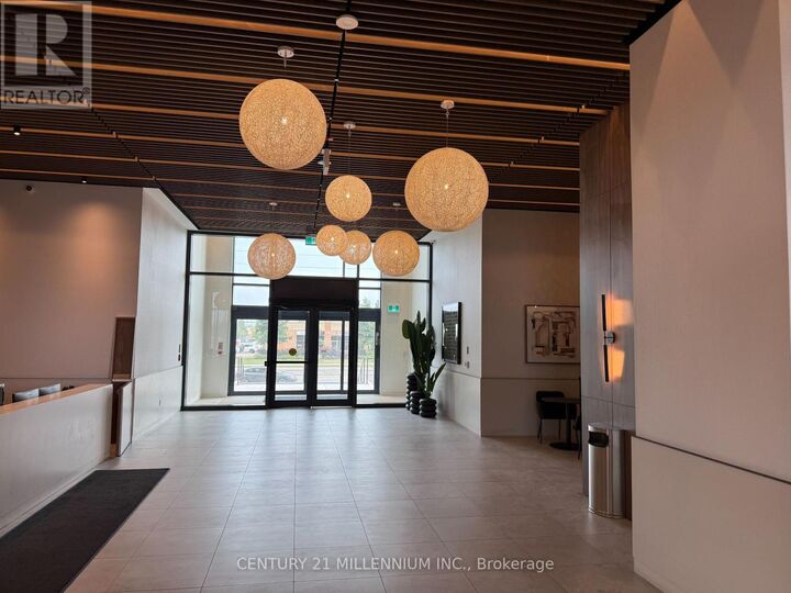 Property Photo: 15 Skyridge Drive 2101 ON L6P 4S3