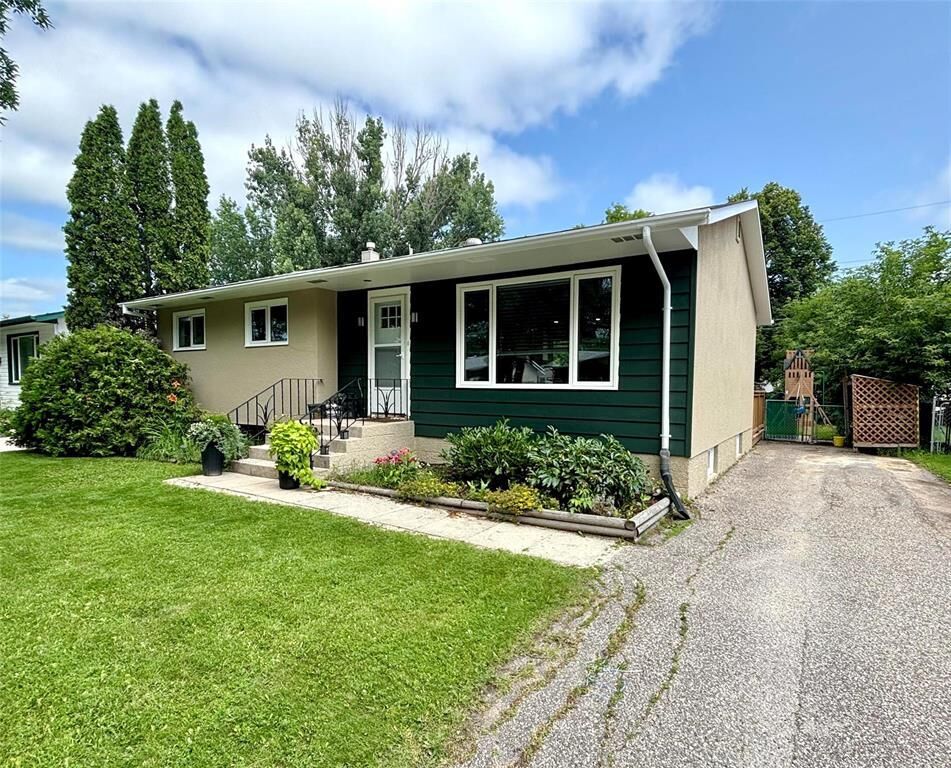 Photo de la propriété:  513 Sinclair Avenue  MB R1A 0K9 