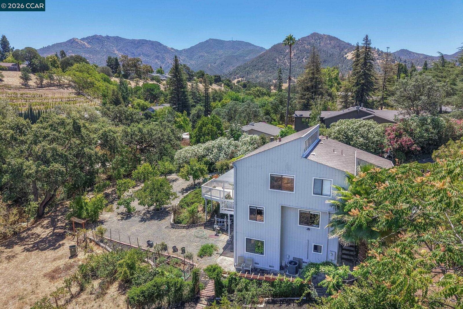 Property Photo:  864 Coachman Pl  CA 94517 