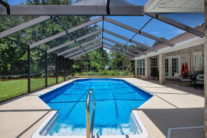 Property Photo: 8889 Bahia Vista Lane FL 32566
