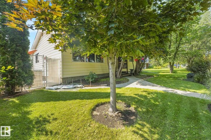 Property Photo: 11836 135 Street NW AB T5L 1W6