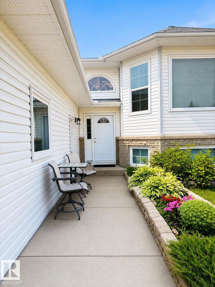 Property Photo:  4106 39A Street  AB T9N 1V5 