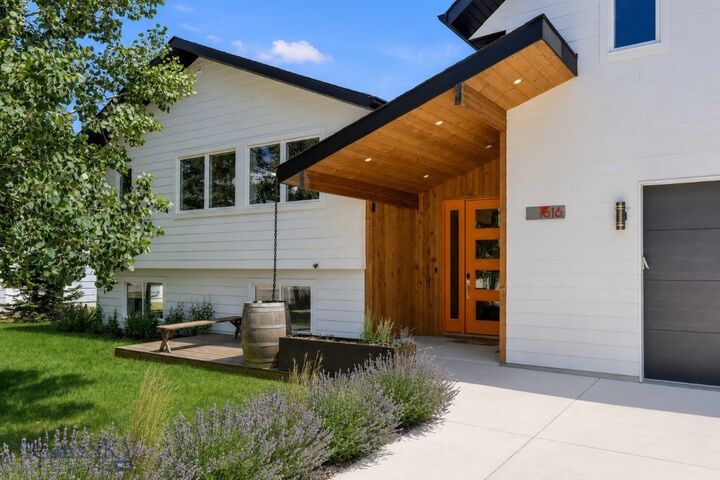 Property Photo: 1616 S Rouse Avenue MT 59715