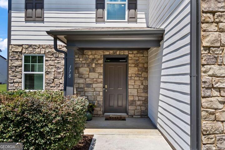 Property Photo: 178 Starbuck Parkway GA 30567