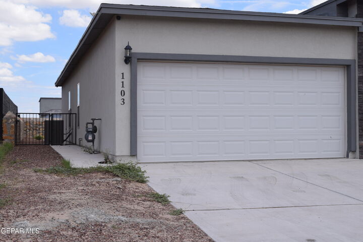 Property Photo:  1103 Brass Hill Avenue  NM 88008 